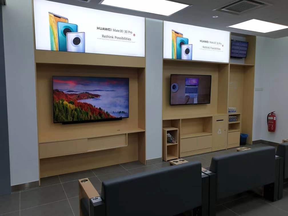 Huawei opens its first premium customer service centre in ...