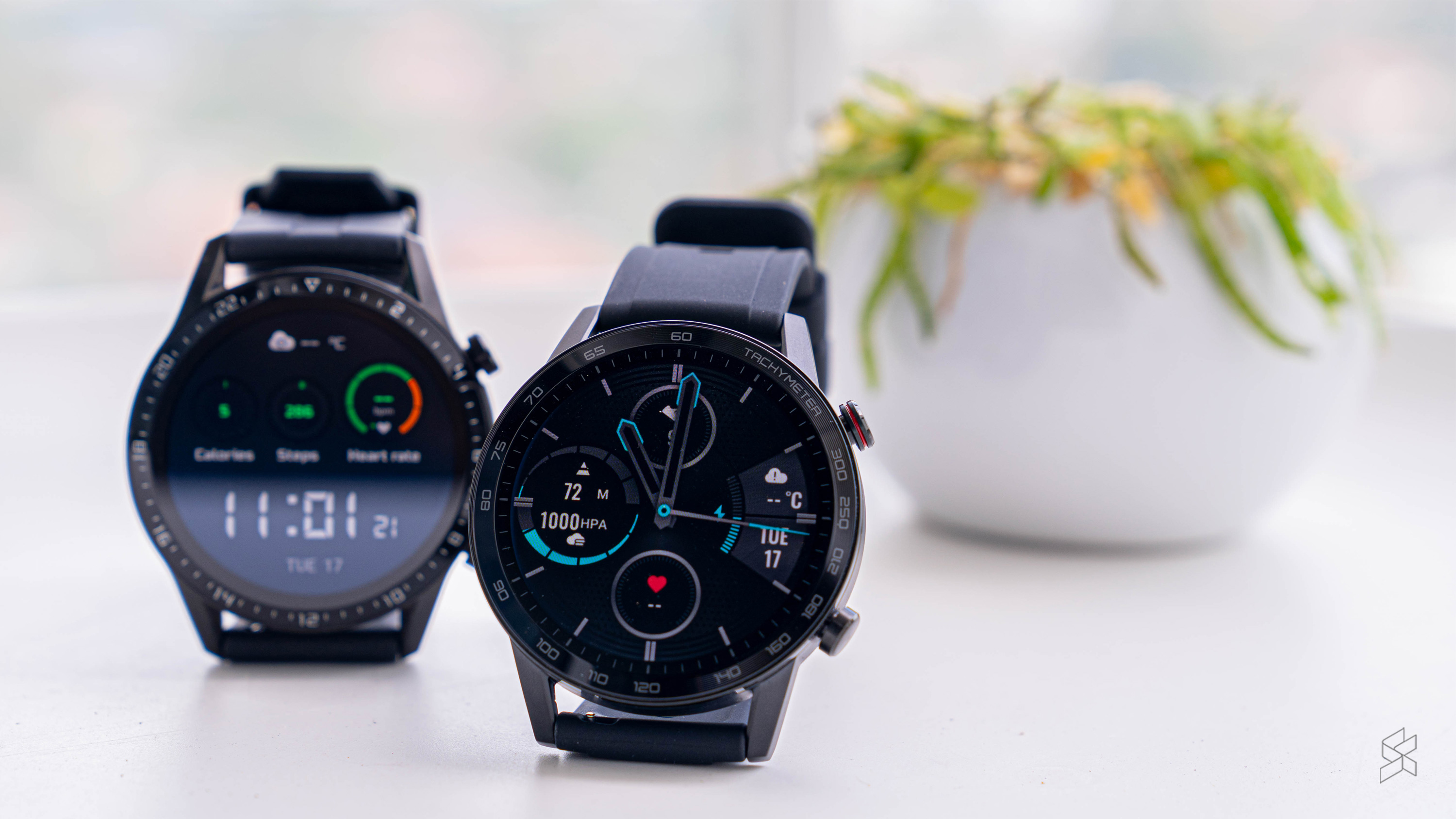 Huawei watch fit vs huawei watches. Honor MAGICWATCH 2 42mm. Honor Magic watch gt 2. Honor MAGICWATCH 2 46 мм угольный черный. Honor Magic watch 2 46 vs 42.