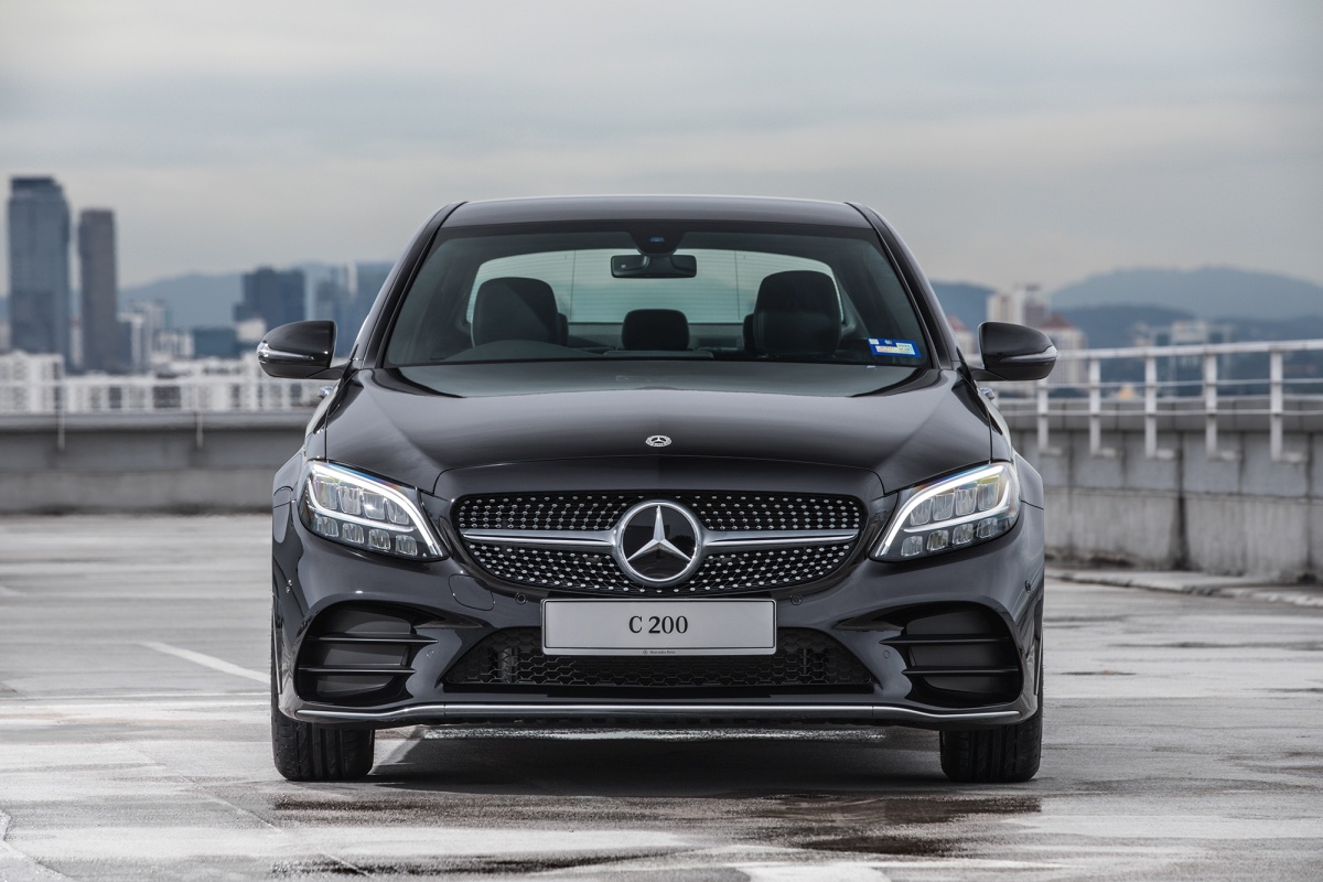 Mercedes-Benz launches C200 AMG Line in Malaysia, priced ...