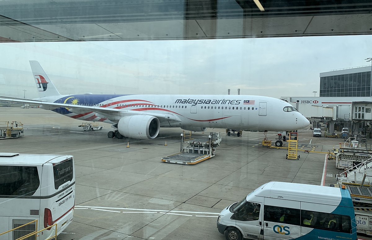 200812-malaysia-airlines-a350-london.jpg