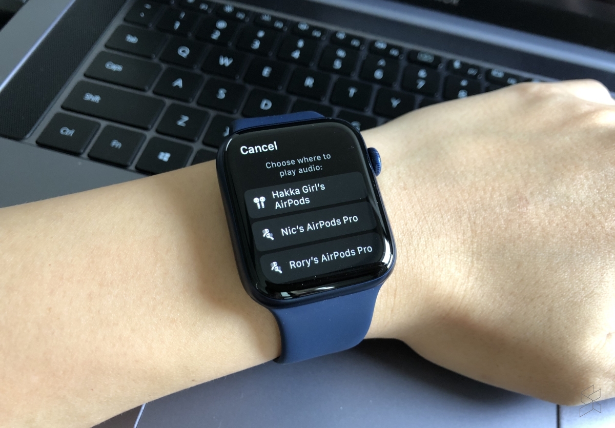 how to download spotify playlists to apple watch